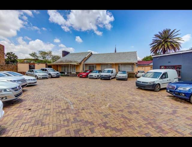 BUSINESS FOR SALE IN KEMPTON PARK EXT 04